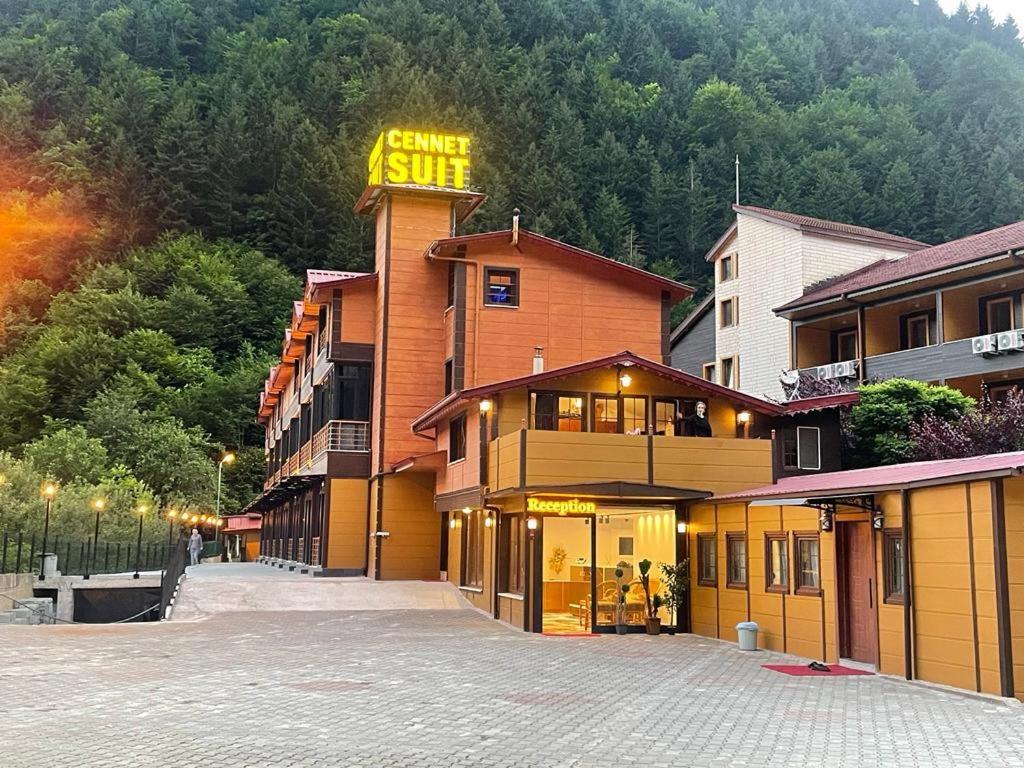 Hotel Cennet Suit à Uzungöl Extérieur photo