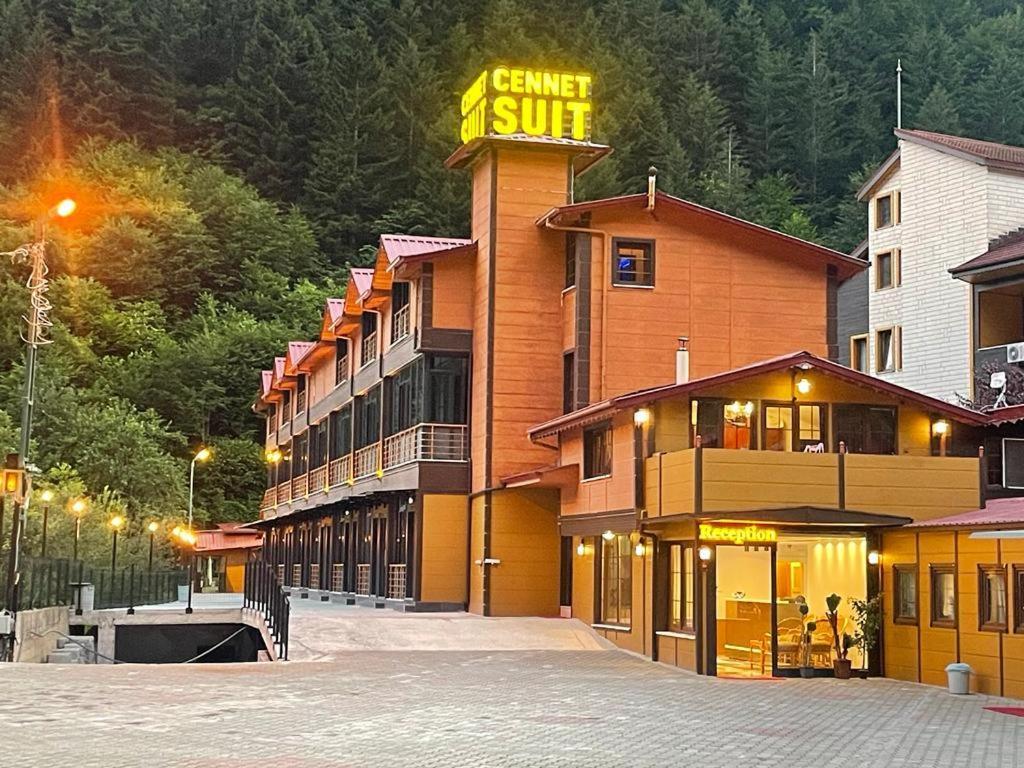 Hotel Cennet Suit à Uzungöl Extérieur photo